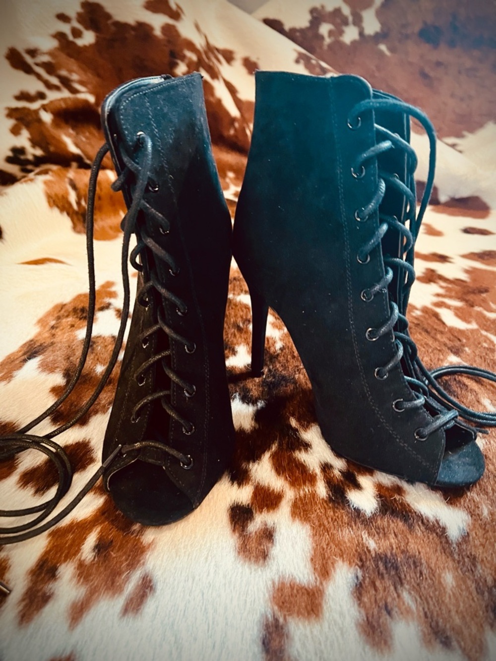Lace-Up Peep-Toe Womens Ankle Boots - Black Suede